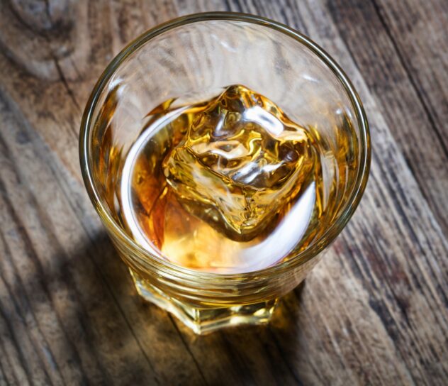 whiskydrinkwithice