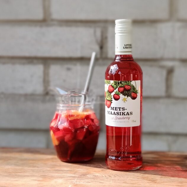 metsmaasikas-sangria